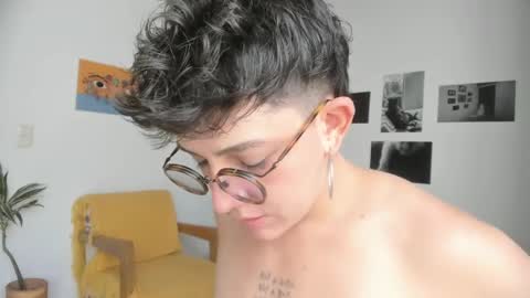 Sim. online show from January 20, 6:43 pm