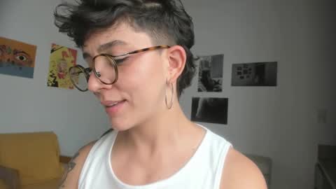 Sim. online show from February 11, 6:44 pm