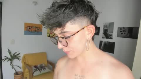 Sim. online show from January 14, 6:07 pm