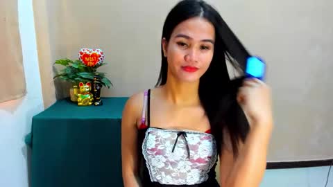 Rhea online show from October 20, 1:52 am