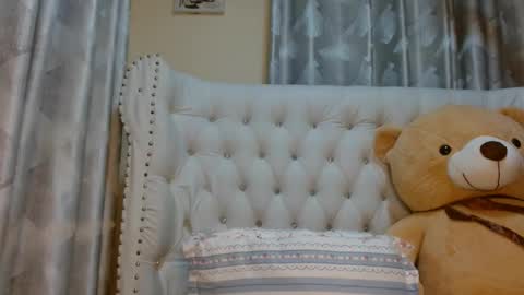 simply_eve1 online show from November 4, 2:27 am