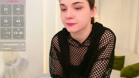 sindell_cryell online show from May 25, 9:25 pm
