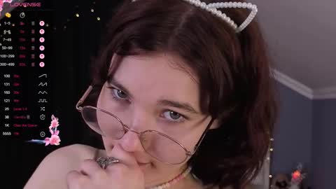 Eva online show from March 4, 9:43 pm