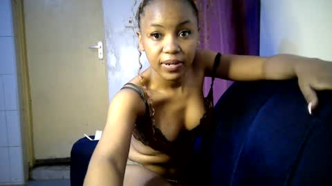 sinfullyyours60 online show from July 27, 11:35 pm