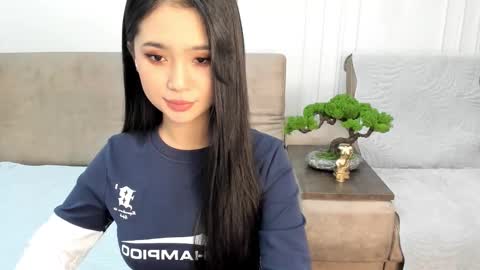 Ellie online show from December 7, 4:31 am