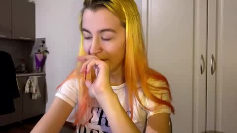 Emily online show from March 15, 6:32 pm