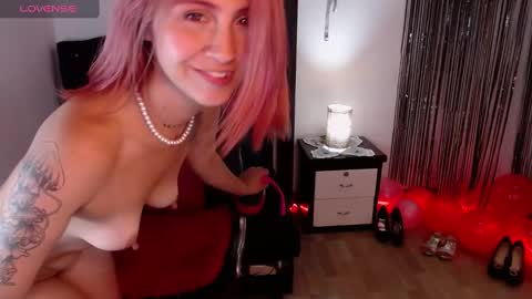 Snapshot of sirax66 chatting on February 14, 7:23 pm sirax66 online show from February 14, 7:23 pm