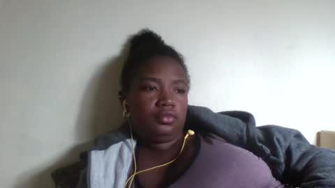 sisyh697532 online show from May 17, 10:36 am