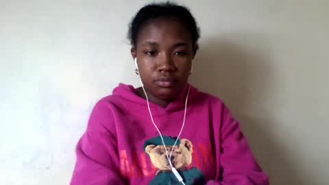 sisyh697532 online show from July 13, 9:10 am