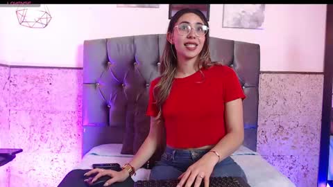 Elizabeth online show from December 17, 4:34 am