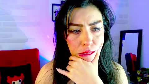 Snapshot of sky_girl1 chatting on September 26, 5:49 am Mile online show from September 26, 5:49 am