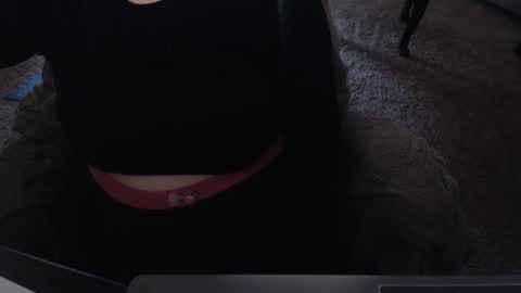 Snapshot of skyblu1 chatting on February 25, 11:48 pm SKYLE online show from February 25, 11:48 pm