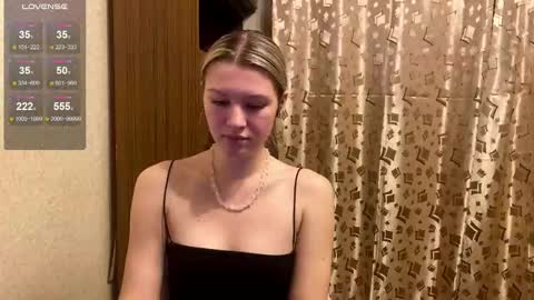 skyedavis online show from January 11, 8:36 pm