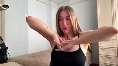 Aurora online show from March 30, 1:16 am