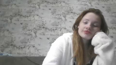 Snapshot of skyler_wans chatting on February 25, 3:20 pm Skyler online show from February 25, 3:20 pm