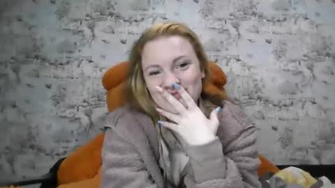 Snapshot of skyler_wans chatting on October 14, 2:41 pm Skyler online show from October 14, 2:41 pm