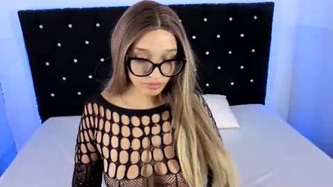 Skyler online show from July 22, 7:15 pm
