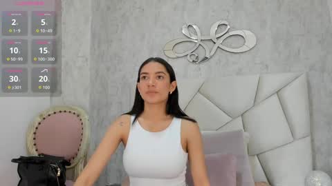 Snapshot of skylerwhite02 chatting on September 25, 8:06 pm Skyler online show from September 25, 8:06 pm