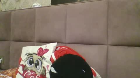 Snapshot of sladkiegubki chatting on February 12, 12:27 am Sladkiegubki online show from February 12, 12:27 am
