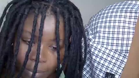 sleciah online show from November 21, 6:43 pm