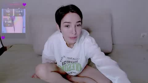 sleepy_ash_ online show from June 13, 12:57 pm