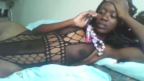 Snapshot of slim_ebony2006 chatting on October 3, 10:53 am Anna online show from October 3, 10:53 am