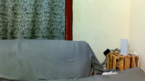 slimandthick1 online show from December 5, 9:05 pm