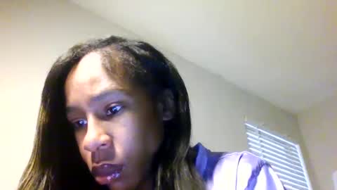 Snapshot of slimmmgooodiexoxo chatting on December 10, 3:12 pm slimmmgooodiexoxo online show from December 10, 3:12 pm