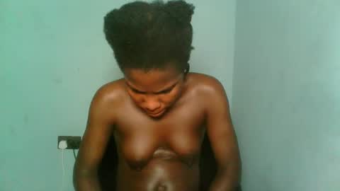 Snapshot of slimzyxdoll chatting on October 13, 4:26 am slimzyxdoll online show from October 13, 4:26 am