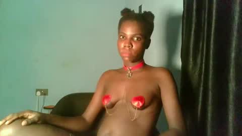 Snapshot of slimzyxdoll chatting on September 15, 11:23 pm slimzyxdoll online show from September 15, 11:23 pm