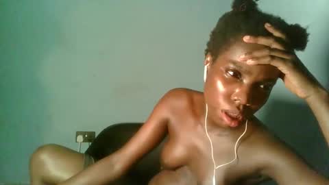 Snapshot of slimzyxdoll chatting on September 18, 11:36 pm slimzyxdoll online show from September 18, 11:36 pm