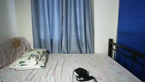 slutty_baddie online show from October 25, 8:11 am