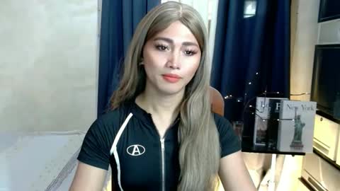 Snapshot of slutty_yesha chatting on September 17, 2:09 am Slutty yesha online show from September 17, 2:09 am