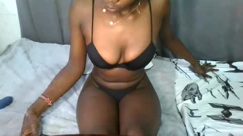 sly_rose online show from June 21, 8:57 pm