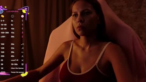 Emma online show from October 22, 6:02 pm