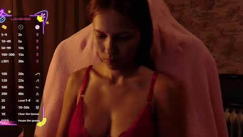 Emma online show from October 26, 5:41 pm