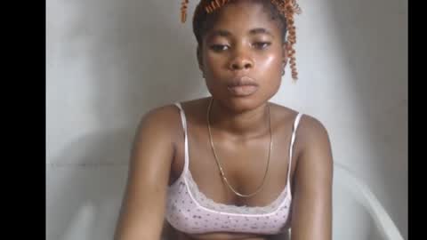 smallsluty online show from May 29, 11:03 pm