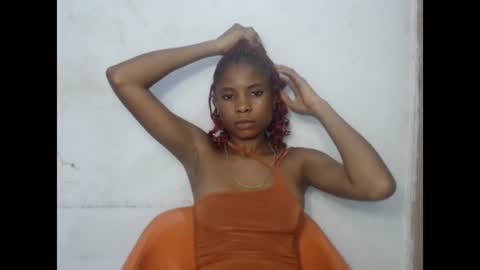 smallsluty online show from July 8, 7:27 pm