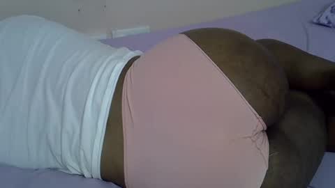 smart_lilly online show from July 22, 7:04 pm