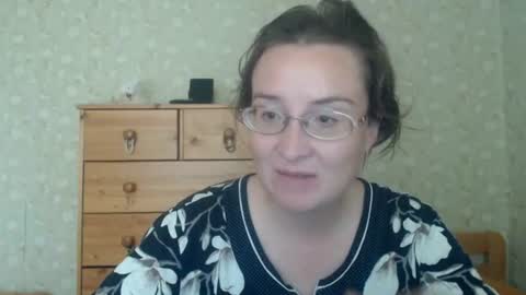 smart_rose online show from June 30, 2:27 pm