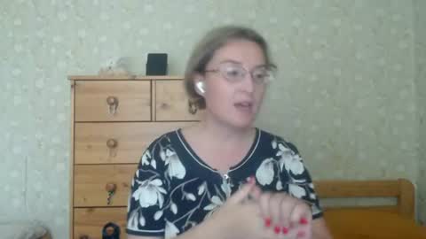 smart_rose online show from August 9, 2:31 pm
