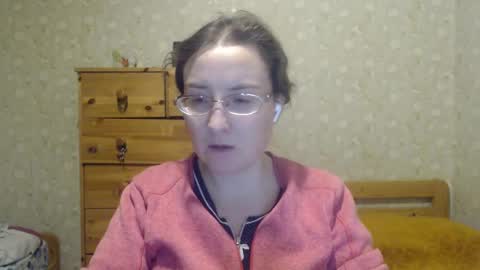 Snapshot of smart_rose chatting on January 13, 7:10 pm smart_rose online show from January 13, 7:10 pm