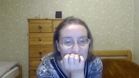 Snapshot of smart_rose chatting on March 2, 9:41 pm smart_rose online show from March 2, 9:41 pm