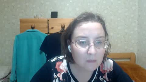 Snapshot of smart_rose chatting on October 27, 8:25 pm smart_rose online show from October 27, 8:25 pm