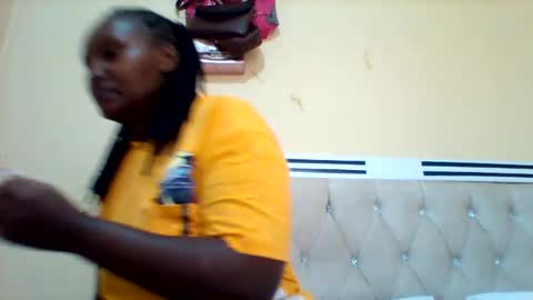 Snapshot of smartqueen1 chatting on February 10, 9:47 am Katerina online show from February 10, 9:47 am