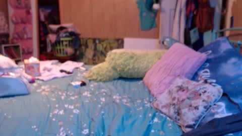 DIAN dee-ann online show from December 2, 4:18 pm