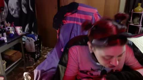 DIAN dee-ann online show from September 25, 3:00 pm