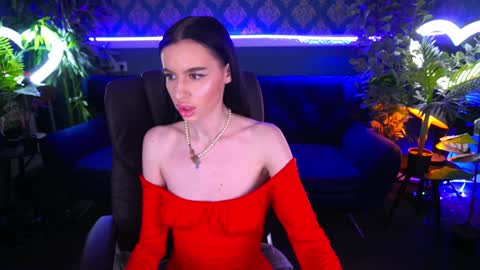 snow_whiteeex online show from January 11, 2:04 pm