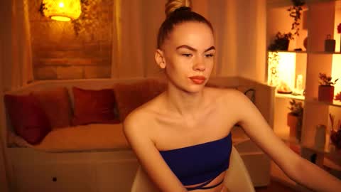 Hanna online show from December 9, 10:32 am