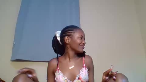 Snowie eyes online show from November 24, 12:01 am